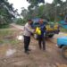 Polsek Kumpeh Ulu Salurkan Bansos kepada warga terdampak Kenaikan BBM.