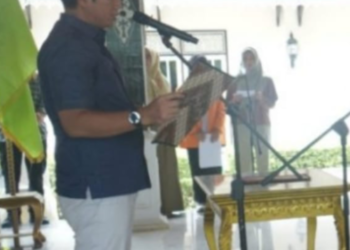 Bupati Fadhil Lantik Himbari