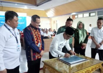 Wabup Bakhtiar Membuka Rakorda Pendataan Registrasi Sosial Ekonomi Tahun 2022   
