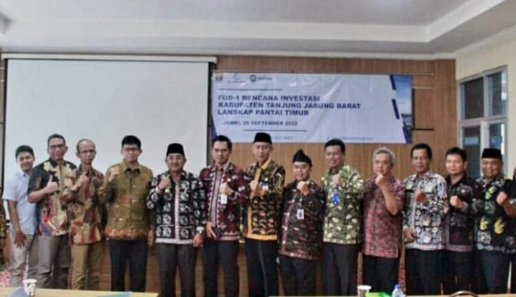 Bupati Tanjabbar Buka Kegiatan FGD Rencana Investasi Lanskap Pantai Timur