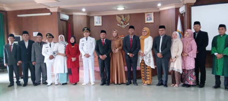 Sekda Sapril Lantik 8 Pejabat Tanjabtim 