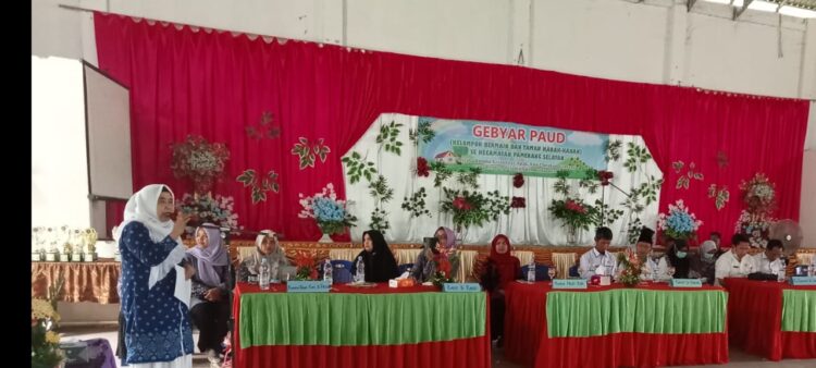 Hj Nurhaida Mashuri Buka Gebyar PAUD Ke – 3 Se-Kecamatan Pamsel