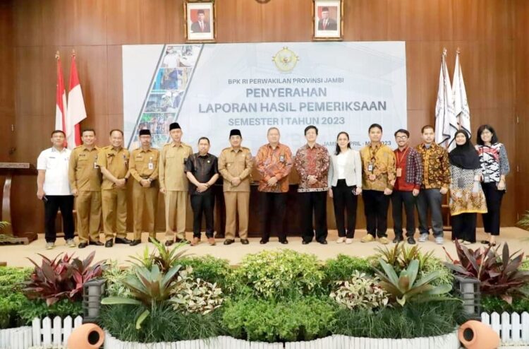 Pemkab Tanjabbar Kembali Dapatkan Penghargaan Opini WTP