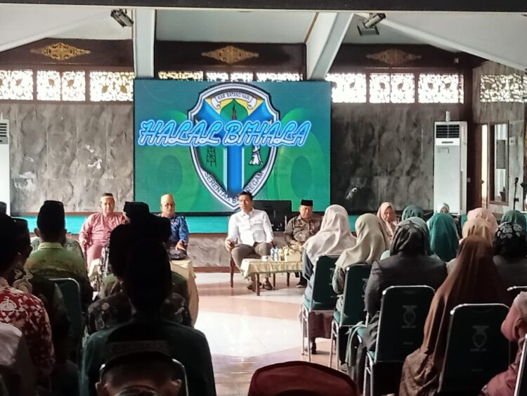 Hadiri Halal Bihalal Kemenag dan Penyuluh Agama Batanghari, Ini Kata Fadhil