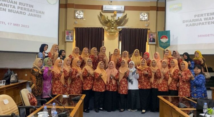 Ketua DWP DPRD Muaro Jambi Gelar Silaturrahmi dan Halal bi Halal