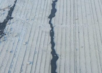 Baru Selesai Dikerjakan, Proyek Rigid Beton Senilai 7 Milyar Sudah Rusak