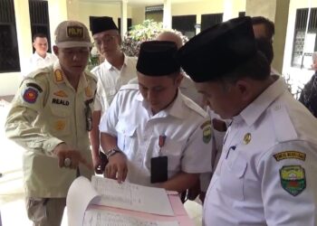 Sekda Muaro Jambi Tindak Tegas ASN yang Tak Ngantor di Hari Pertama.