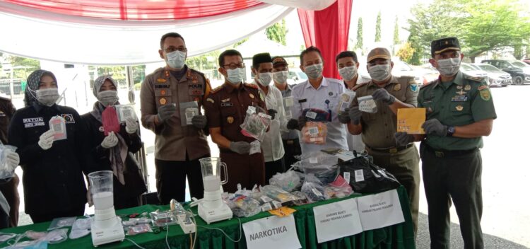 Sekretaris Daerah Batang Hari hadiri pemusnahan Barang Bukti Kejaksaan Negeri Batang Hari.