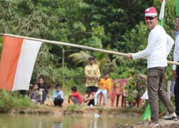 Lomba Pacu Perahu di HUT RI ke 78, Bachyuni Buka Secara Resmi