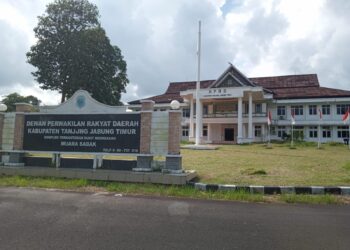 Legislator Tanjab Timur, Yang Bertahan, Datang dan Pergi 