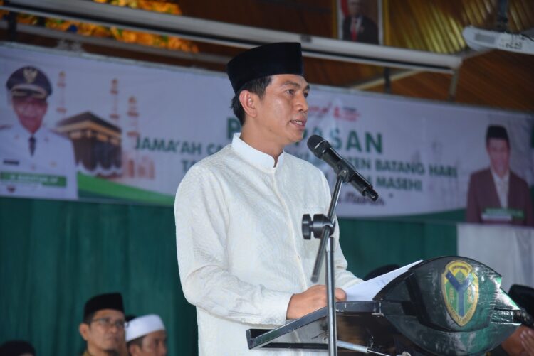 Bupati Fadhil Arief Lepas Keberangkatan 175 Calon Jama’ah Haji