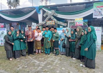 Sekda Batanghari Azan Buka Panen Raya