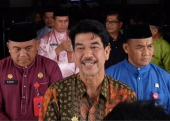 Pj Bupati R Najmi Pimpin Rapat Evaluasi