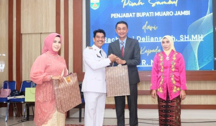 Sertijab Pj Bupati Muaro Jambi Dari Bachyuni Deliansyah ke Drs Raden Najmi  