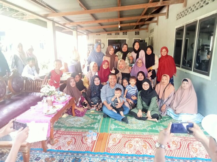 Romi Kunjungi Masyarakat Kelurahan Pasar Baru Kecamatan Bulian.