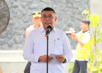 Menko AHY dan Wamen Ossy Serahkan Setipikat Tanah untuk Warga Lebak