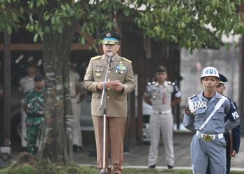 Wamen Ossy Pimpin Apel Pagi di STPN