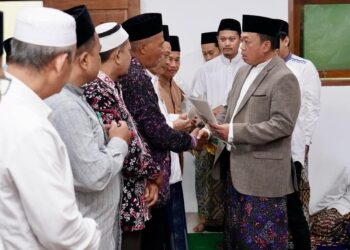 Menteri Yusron Tuntaskan Pendaftaran Tanah Wakaf