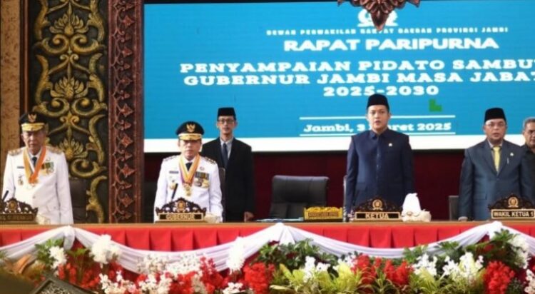 Hadir di Paripurna Gubernur Jambi Al Haris