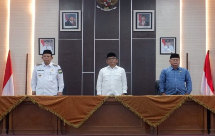 Ketua DPRD Muaro Jambi Hadiri Reses Komisi V DPR RI