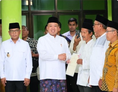 Menteri Nusron Imbau Organisasi Keagamaan Tertibkan Aset Pesantren