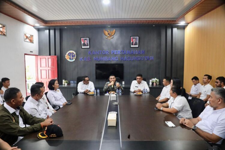 Wamen Ossy Tekankan Pentingnya Akurasi Data Pertanahan