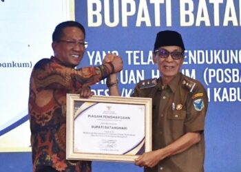 Wabup Bakhtiar Hadiri Peresmian Posbakum