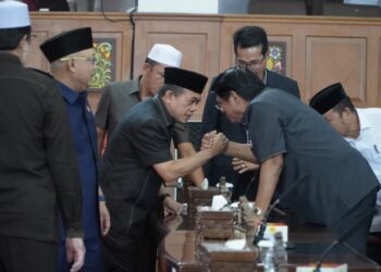 Gubernur Alharis Beri Jawaban LKPJ Tahun 2025